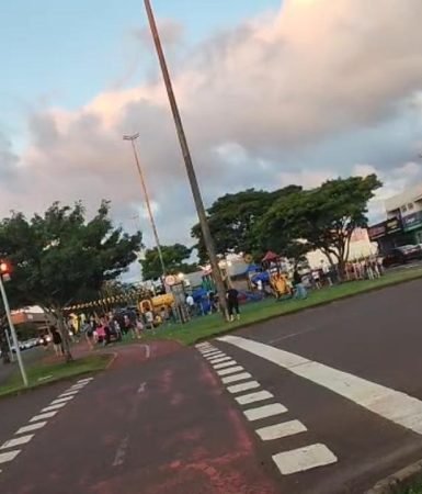 Vídeo flagra momento dos disparo na Avenida Tancredo Neves Imagem referente a Vídeo flagra momento dos disparo na Avenida Tancredo Neves
