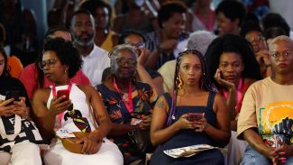 Pesquisa da Flup mostra força da literatura nas periferias do Rio Pesquisa da Flup mostra força da literatura nas periferias do Rio