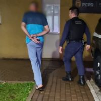 Imagem referente a Após ser agredida pelo marido, mulher se esconde na vizinha e suspeito é detido no São Cristóvão