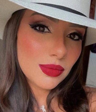 Engenheira de 28 anos morre após cirurgia de implante de silicone Imagem referente a Engenheira de 28 anos morre após cirurgia de implante de silicone