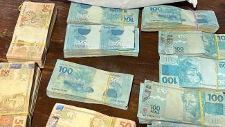 Polícia do Rio deflagra ofensiva contra finanças do Comando Vermelho Polícia do Rio deflagra ofensiva contra finanças do Comando Vermelho