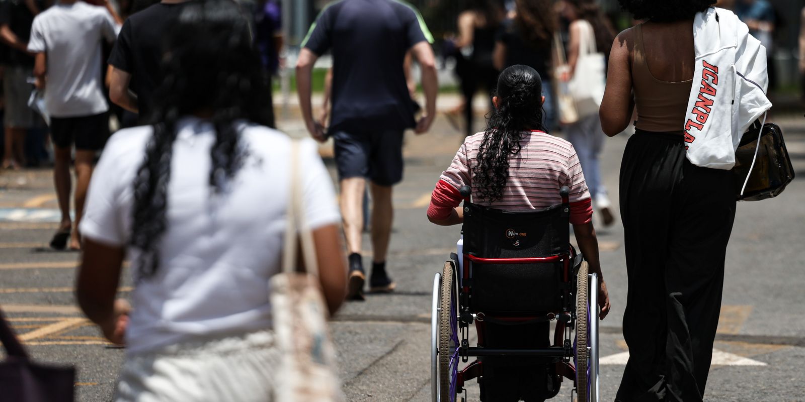 Reaplicação do Enem começa nesta terça-feira em todo o país Reaplicação do Enem começa nesta terça-feira em todo o país