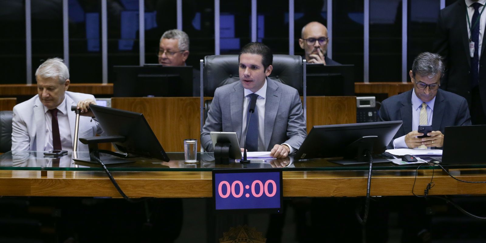 Câmara aprova texto para regulamentar pontos da reforma tributária Câmara aprova texto para regulamentar pontos da reforma tributária