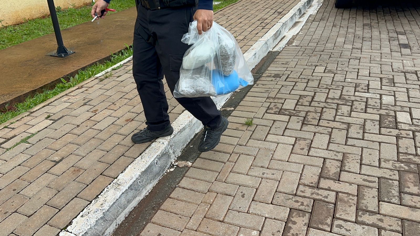 Material ilícito é apreendido pela Receita Federal Imagem referente a Material ilícito é apreendido pela Receita Federal