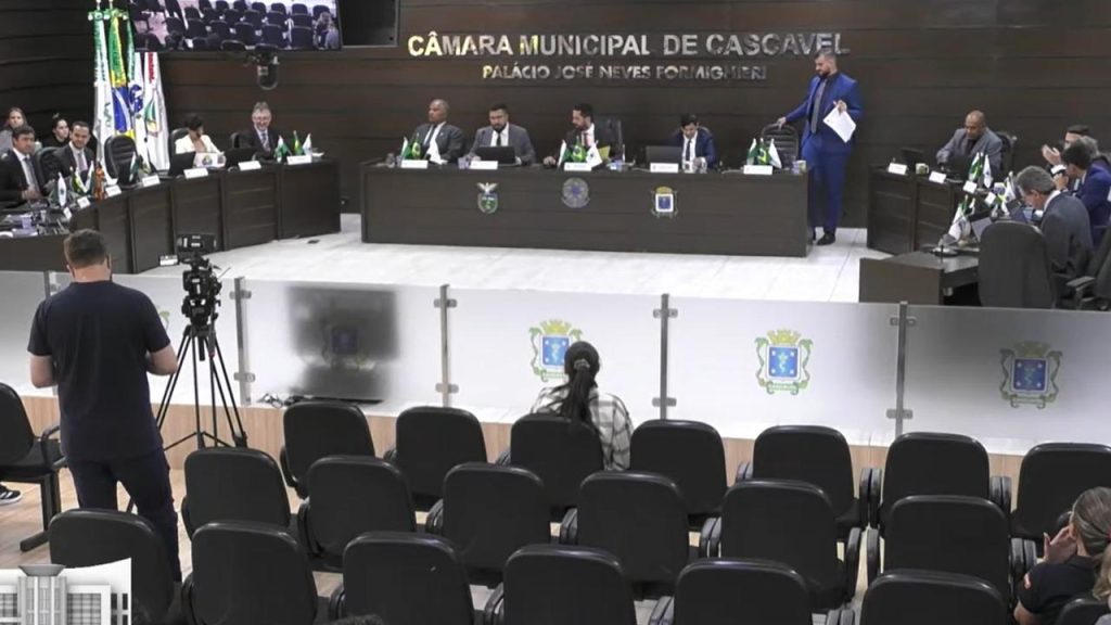 Vereadores aprovam em definitivo o aumento do IPTU para 2026; veja quem votou contra Vereadores aprovam em definitivo o aumento do IPTU para 2026; veja quem votou contra