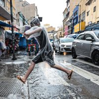 Catorze estados estão sob alerta para ventos e chuvas intensas Imagem referente a Catorze estados estão sob alerta para ventos e chuvas intensas