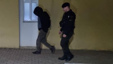 Imagem referente a Moto com queixa de furto/roubo e drogas são interceptadas na região norte de Cascavel