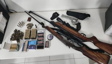 Imagem referente a “Após a gente fazer sexo, eu vou acabar com você”: Homem é preso por violência doméstica e posse irregular de armas de fogo