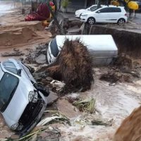 Imagem referente a Duas pessoas morrem em Ilhabela devido às chuvas fortes
