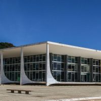 Imagem referente a Mendonça vota para validar mínimo existencial em R$ 600