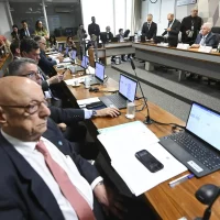 Imagem referente a CCJ do Senado aprova PL da Dosimetria e plenário pode votar ainda hoje