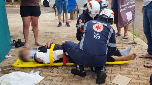 Motociclista sofre lesões sérias após acidente com Toro em Cascavel Imagem referente a Motociclista sofre lesões sérias após acidente com Toro em Cascavel