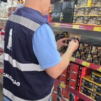 Natal Seguro: Inmetro flagra 90 mil produtos com irregularidades Imagem referente a Natal Seguro: Inmetro flagra 90 mil produtos com irregularidades