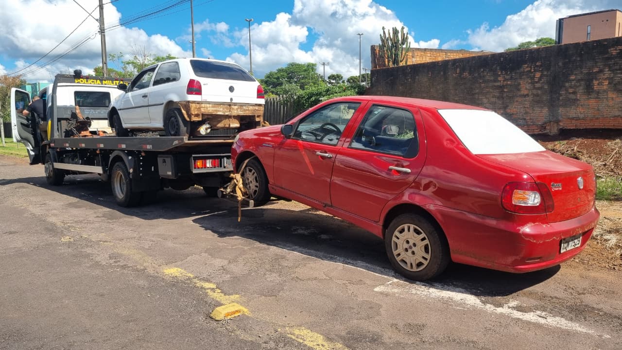 Gol e Siena furtados são recuperados pela Polícia Militar Gol e Siena furtados são recuperados pela Polícia Militar