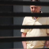 Bolsonaro pede autorização para fazer fisioterapia na prisão Imagem referente a Bolsonaro pede autorização para fazer fisioterapia na prisão