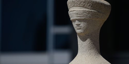 Acusados de tentar explodir bomba em aeroporto se tornam réus no STF Imagem referente a Acusados de tentar explodir bomba em aeroporto se tornam réus no STF