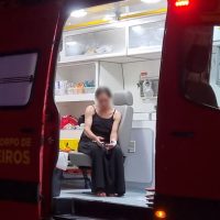 Mulher é esfaqueada na mão e suspeito é detido no Bairro Cascavel Velho Imagem referente a Mulher é esfaqueada na mão e suspeito é detido no Bairro Cascavel Velho
