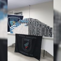 Guarda Municipal apreende 202 maços de cigarros contrabandeados na Rodoviária de Cascavel Imagem referente a Guarda Municipal apreende 202 maços de cigarros contrabandeados na Rodoviária de Cascavel