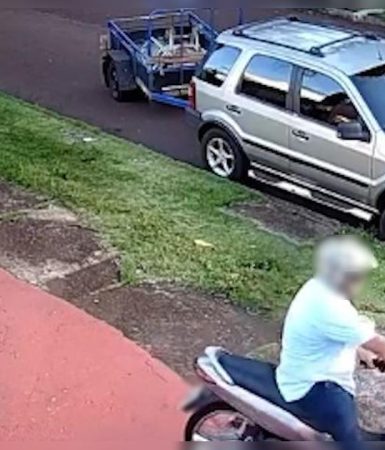 Câmeras flagram atitude incomum de motociclista em frente a casa em Cascavel Imagem referente a Câmeras flagram atitude incomum de motociclista em frente a casa em Cascavel