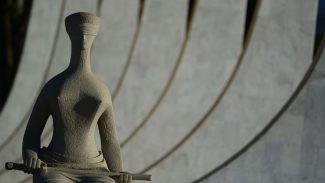 STF mantém regra que reduz aposentadorias por invalidez