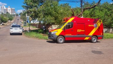 Ciclista fica ferido em acidente de trânsito no Bairro Neva Imagem referente a Ciclista fica ferido em acidente de trânsito no Bairro Neva
