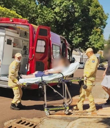 Com dores, mulher é socorrida pelo Siate no Bairro Country Imagem referente a Com dores, mulher é socorrida pelo Siate no Bairro Country