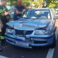 Condutor é detido por embriaguez ao volante após acidente no centro de Cascavel Imagem referente a Condutor é detido por embriaguez ao volante após acidente no centro de Cascavel