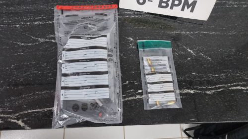 Homem de 29 anos é detido pela PM por porte irregular de arma de fogo Imagem referente a Homem de 29 anos é detido pela PM por porte irregular de arma de fogo