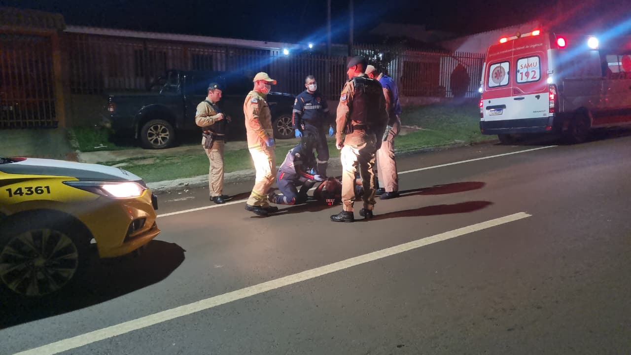 PM flagra homem caído em via pública no Cascavel Velho e aciona socorro