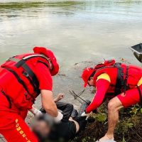 Homem é encontrado morto às margens do Rio Paraná Imagem referente a Homem é encontrado morto às margens do Rio Paraná