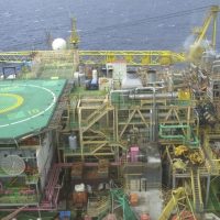 Imagem referente a Mesmo com vazamento sanado, plataforma da Petrobras segue sem produção