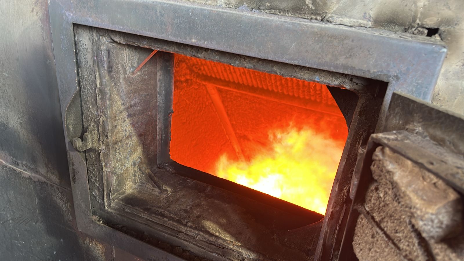 Duas toneladas de drogas são incineradas em Cascavel Duas toneladas de drogas são incineradas em Cascavel