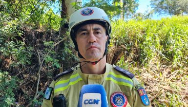 Imagem referente a Caminhoneiro sofreu contusão bastante violenta, afirma Oficial do Corpo de Bombeiros sobre acidente na PR-180