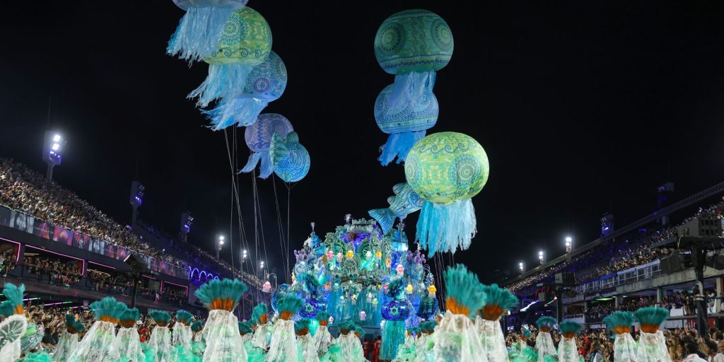 Desfile das escolas de samba se torna Patrimônio Cultural do RJ