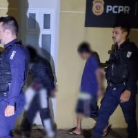 Dois homens são detidos suspeitos de furto em metalúrgica de Cascavel Imagem referente a Dois homens são detidos suspeitos de furto em metalúrgica de Cascavel