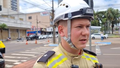 Imagem referente a Criança saiu ilesa de forte colisão com dois feridos no Centro, diz Corpo de Bombeiros