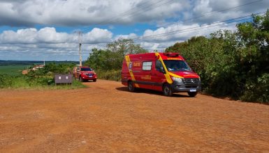 Imagem referente a Homem é socorrido após ficar prensado em trator em área rural de Cascavel
