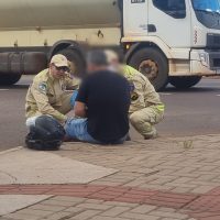 Imagem referente a Acidente na Avenida Carlos Gomes deixa motociclista ferido