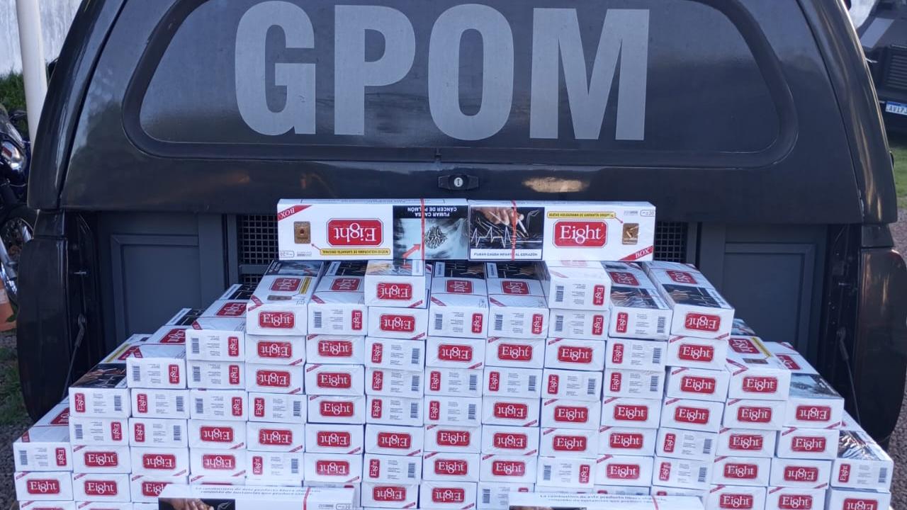 GPOM apreende cigarros de origem paraguaia durante patrulhamento na Rodoviária de Cascavel