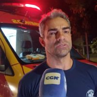 Médico do Corpo de Bombeiros detalha atendimento a vítima de agressão no Bairro Santa Cruz Imagem referente a Médico do Corpo de Bombeiros detalha atendimento a vítima de agressão no Bairro Santa Cruz