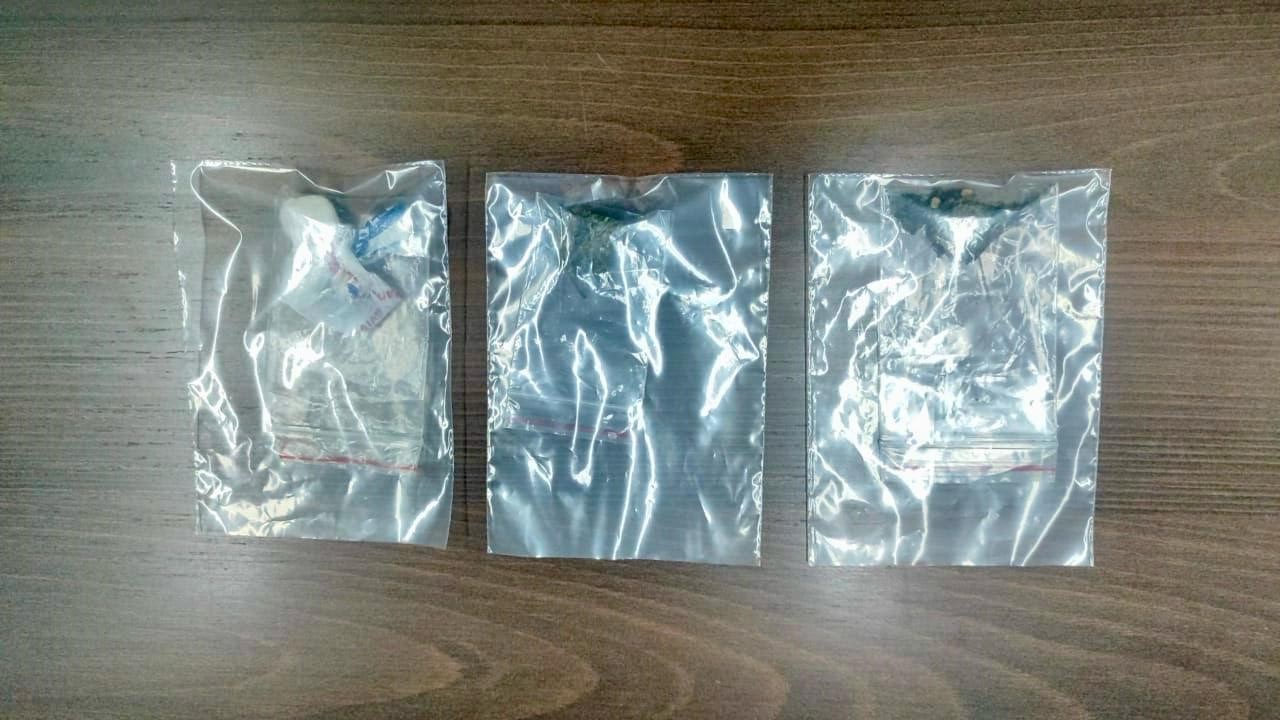 Jovem é preso por tráfico de drogas após tentativa de fuga no Centro de Cascavel