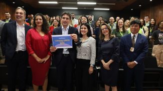 Campanha em aeroportos combate violência contra mulher