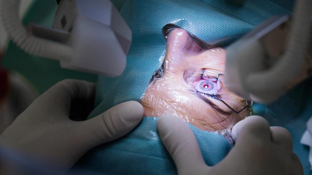 Paciente enfrentou o temor de perder a visão após ficar sem atendimento em Cascavel Paciente enfrentou o temor de perder a visão após ficar sem atendimento em Cascavel