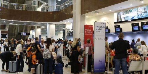 Anac discute com aéreas aumento de voos no Santos Dumont; Paes critica Imagem referente a Anac discute com aéreas aumento de voos no Santos Dumont; Paes critica