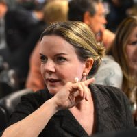 Gleise culpa Selic pela dívida pública e não as despesas do governo Imagem referente a Gleise culpa Selic pela dívida pública e não as despesas do governo