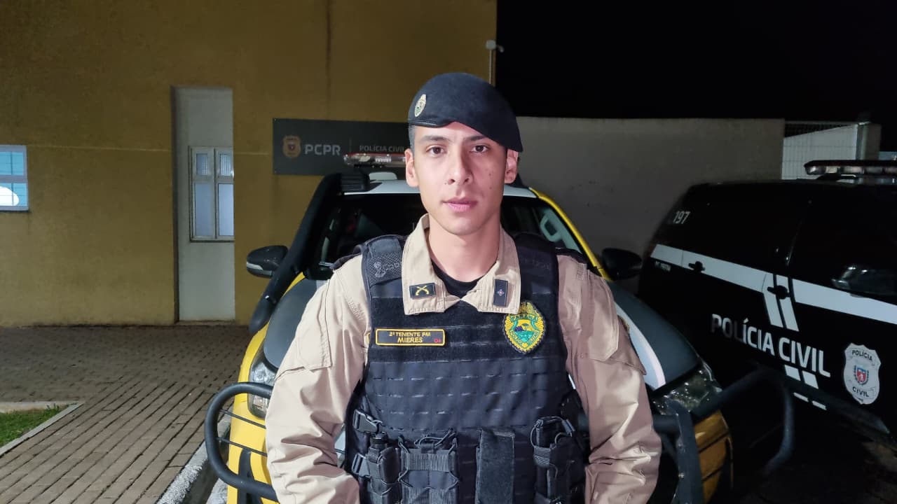 Tenente da PM detalha ação que resultou na prisão de suspeito com armas de fogo e munições em Juvinópolis Tenente da PM detalha ação que resultou na prisão de suspeito com armas de fogo e munições em Juvinópolis