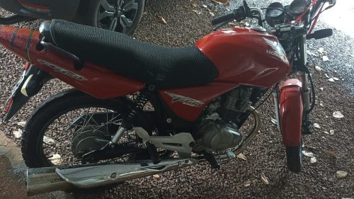 Menor de 13 anos é apreendido após dirigir motocicleta de forma perigosa Imagem referente a Menor de 13 anos é apreendido após dirigir motocicleta de forma perigosa