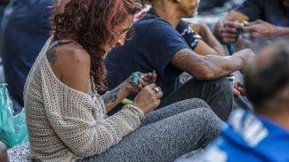 Um em cada cinco brasileiros já usou drogas ilícitas, aponta estudo Um em cada cinco brasileiros já usou drogas ilícitas, aponta estudo