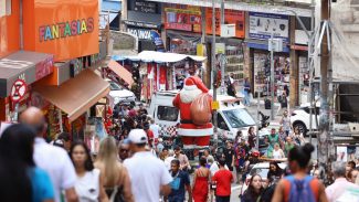 Compras de última hora agitam comércio popular em São Paulo