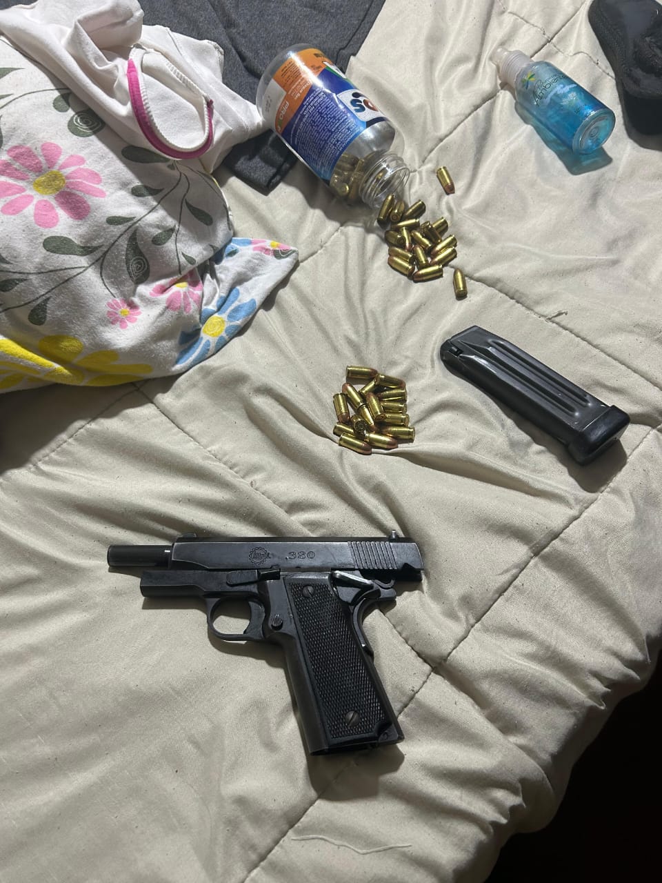 Jovem dá tiros na noite de Natal e vai parar na delegacia de Cascavel com arma restrita e muita munição